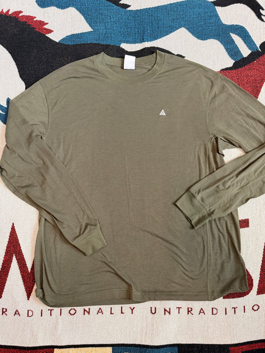 XL - Nike ACG Long Sleeve
